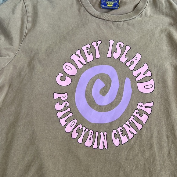 Coney Island Picnic psilocybin center psychedelic tourist T-shirt, souvenir M - Picture 2 of 4